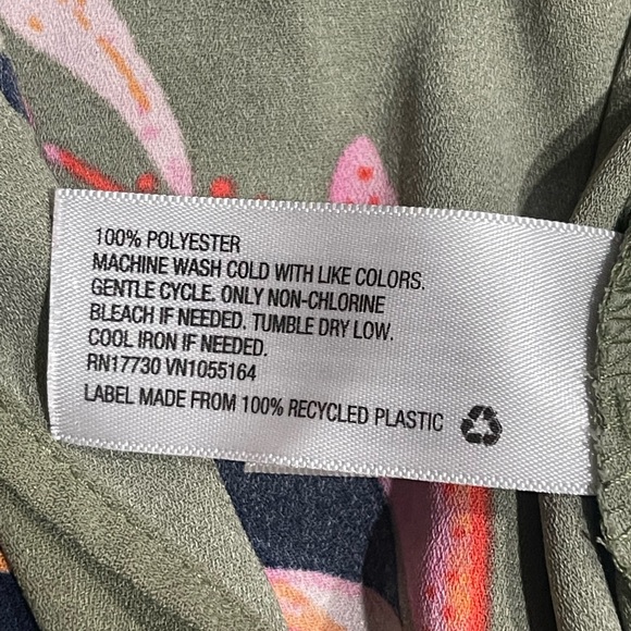 🌴🌸A New Day Romper Womens Medium Green Pink Floral Romper Sleeveless Pockets - Picture 11 of 13